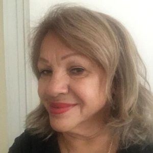 Meet your Posher, Amparo